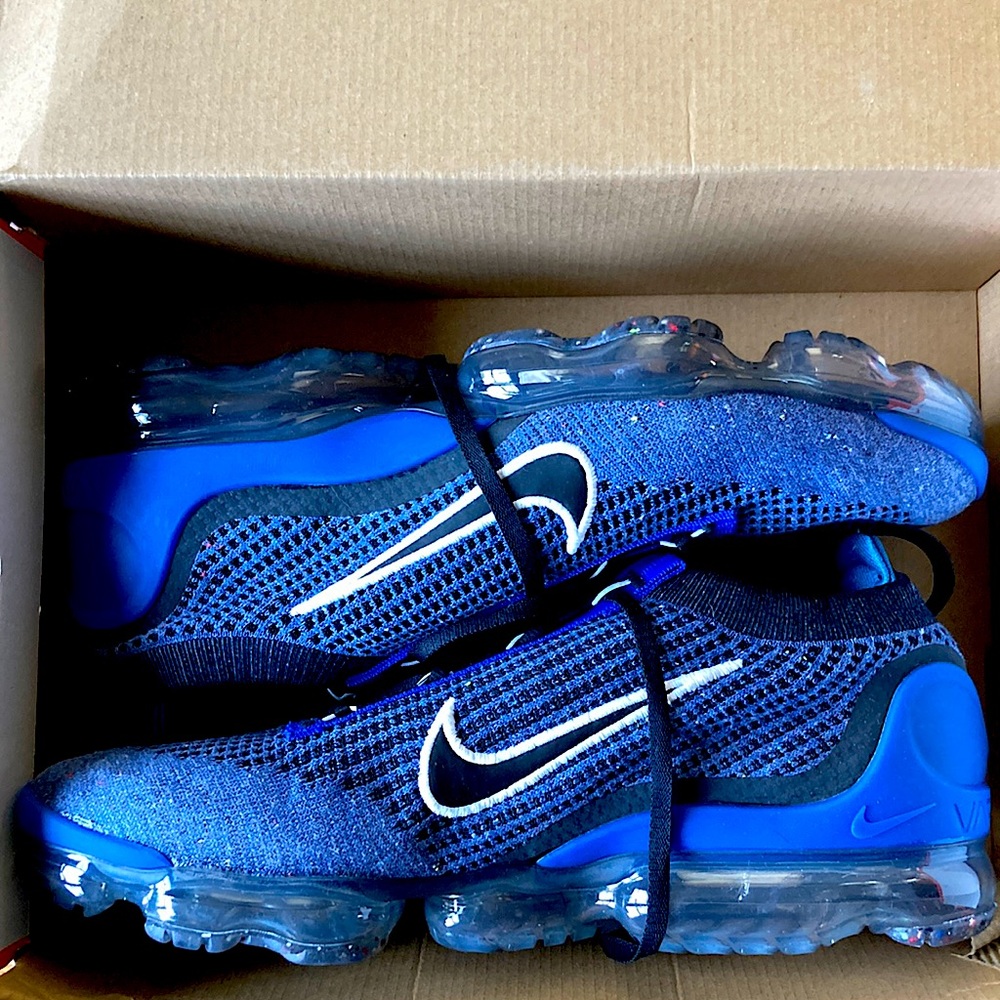 BRAND NEW-Nike Air VaporMax 2021 FK
